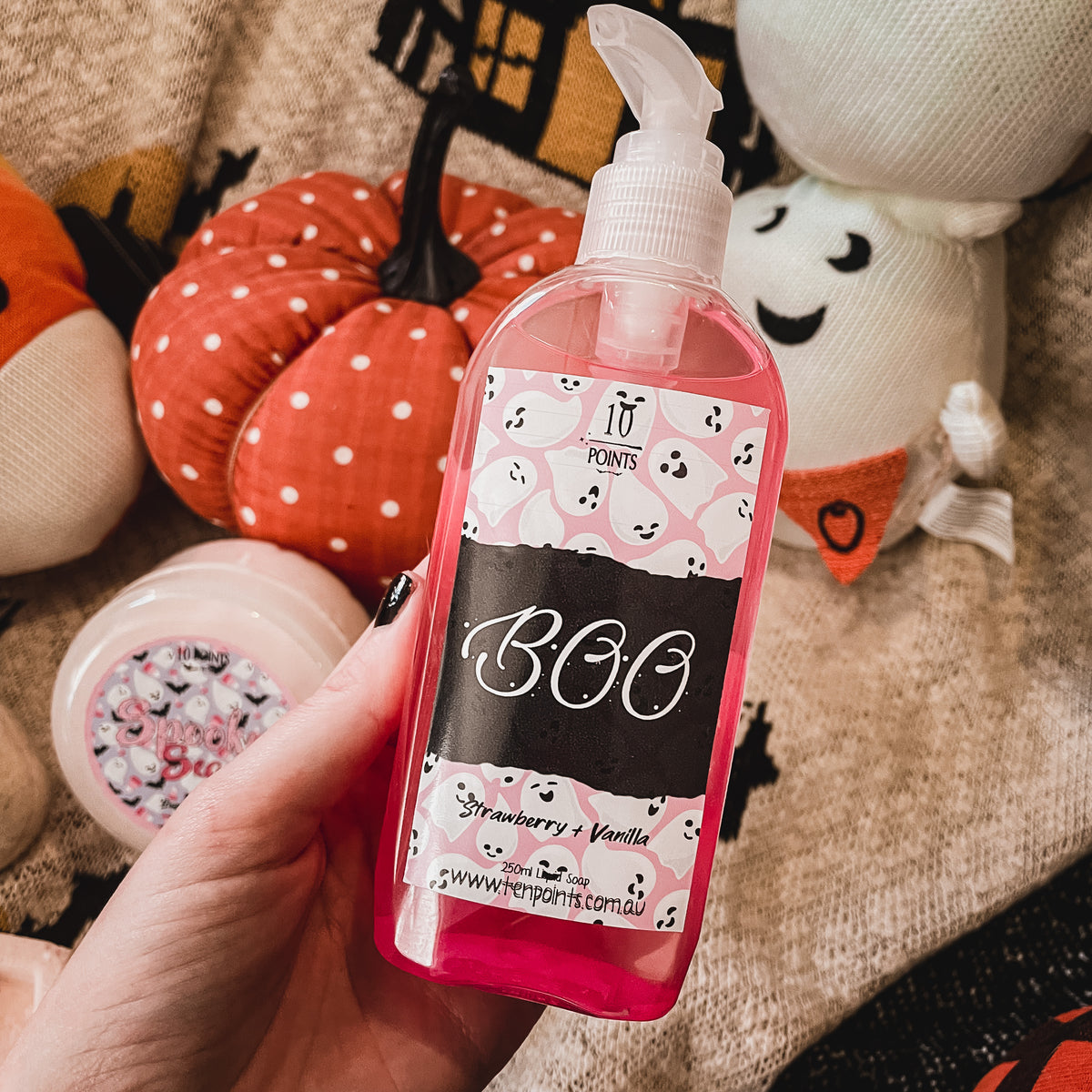 Boo Shower Gel Scented In Strawberry And Vanilla Ten Points