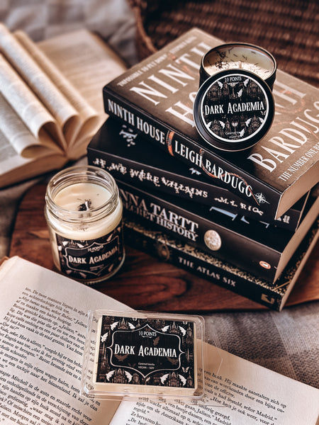 DARK ACADEMIA - Bookish Inspired Soy Candle Scent Notes: Caramel Vanilla