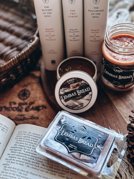 LEMBAS BREAD  - LOTR Inspired Soy Candle Scent Notes: Maple Bread